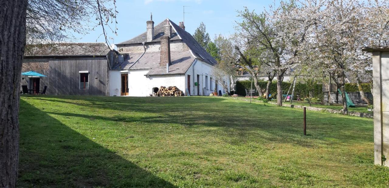 Bed and Breakfast La Demeure Avesnoise Wignehies Экстерьер фото
