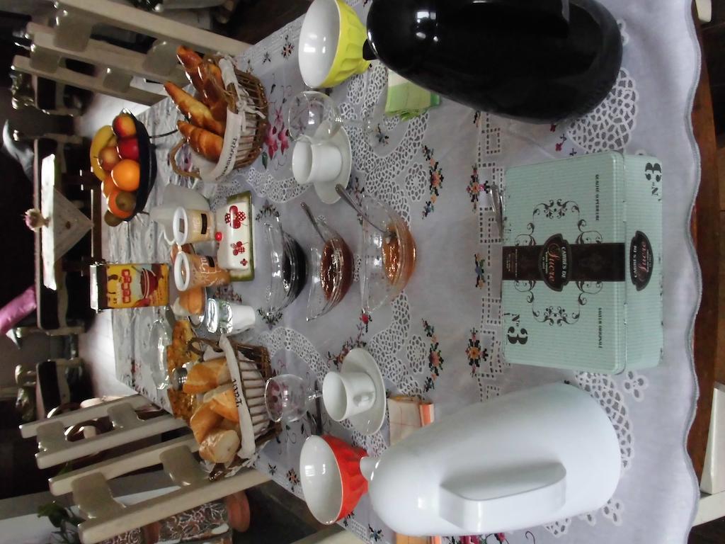 Bed and Breakfast La Demeure Avesnoise Wignehies Экстерьер фото
